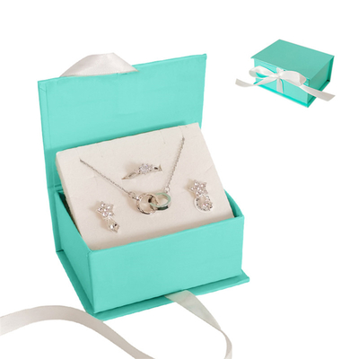 リング ネックレスのためのエヴァのスポンジの象眼細工の贅沢な磁気宝石箱