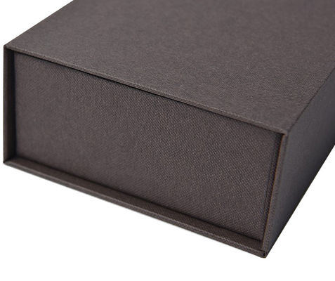 購入 OEM ODMの電子包装のための熱い押す堅いギフト用の箱 online manufacture