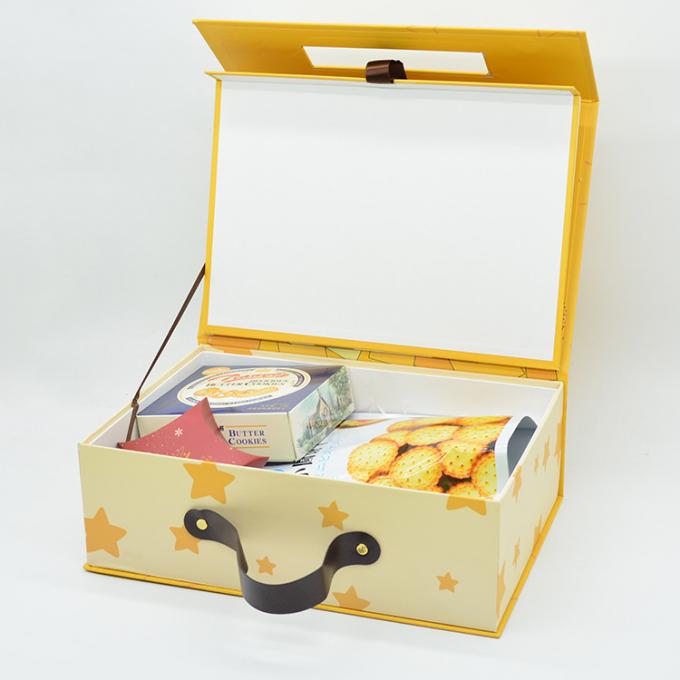 卸し売り注文の誕生日のスーツケースは子供を形づけた3dのギフト用の箱の磁石のボール紙のギフト用の箱によってが現れ、扱う 1